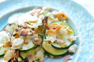 Steamed-salmon-with-courgettes-and-almonds