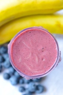 banana-and-berry-smoothie