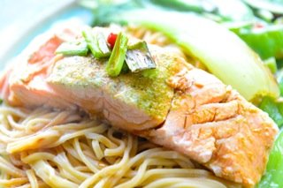 tamari-salmon-noodles