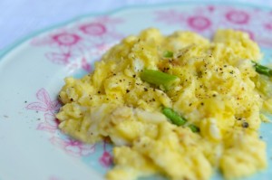 112- scrambled eggs and spring onion