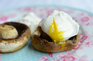 98- Poached eggs on portobello mushroom